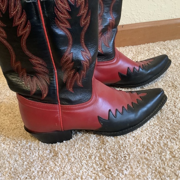 Harley-Davidson Black and Red Heeled Boots - Picture 4 of 12